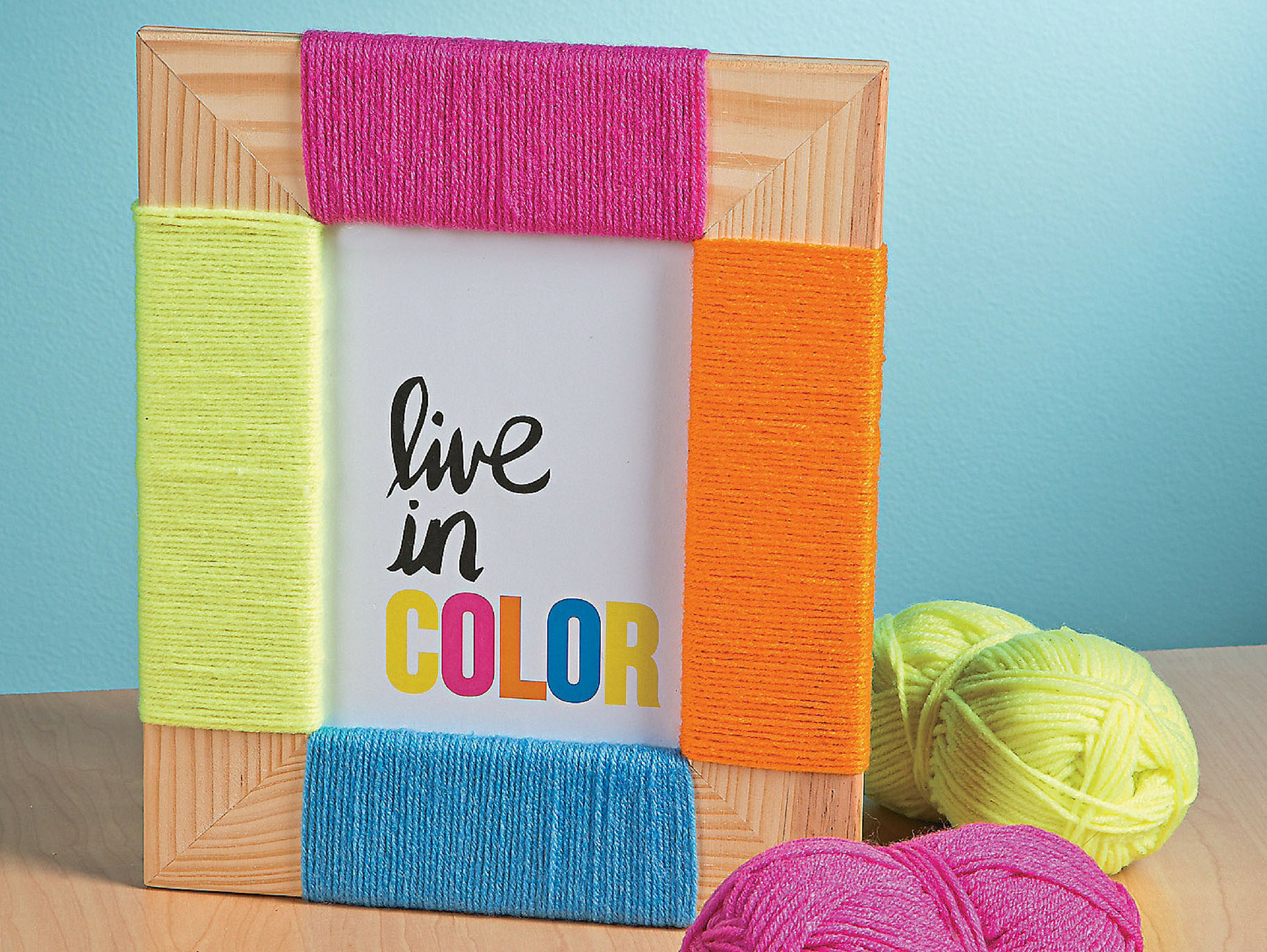 Colorful Yarn Frame | Fun365